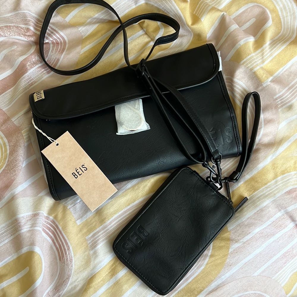 BEIS travel bags